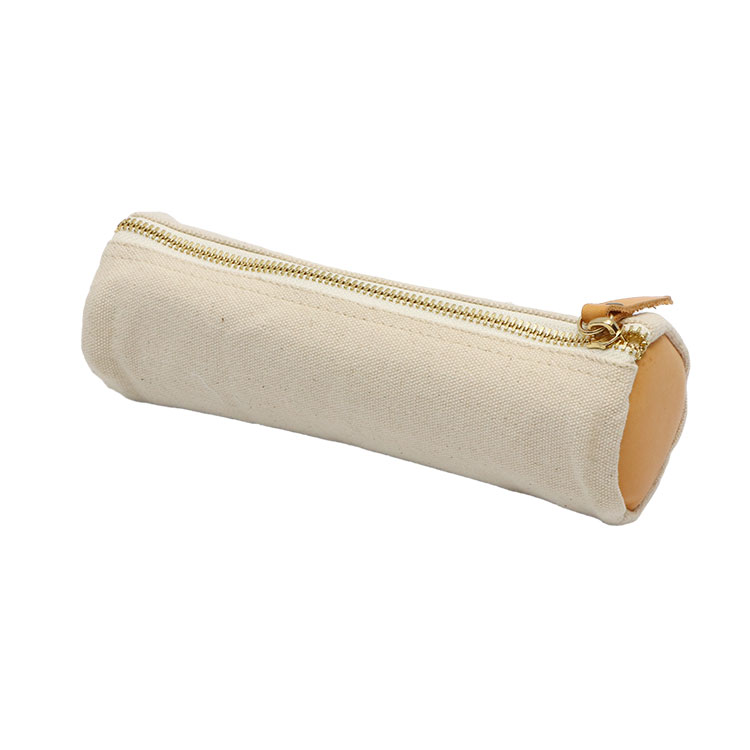 Astuccio cilindrico con cerniera in metallo
