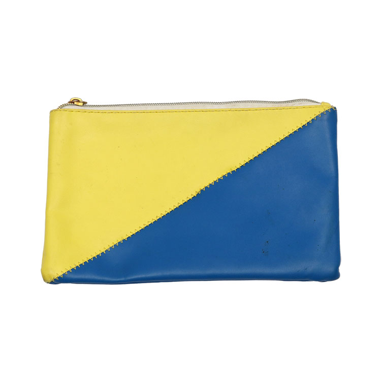 Astuccio bicolore con pannelli triangolari